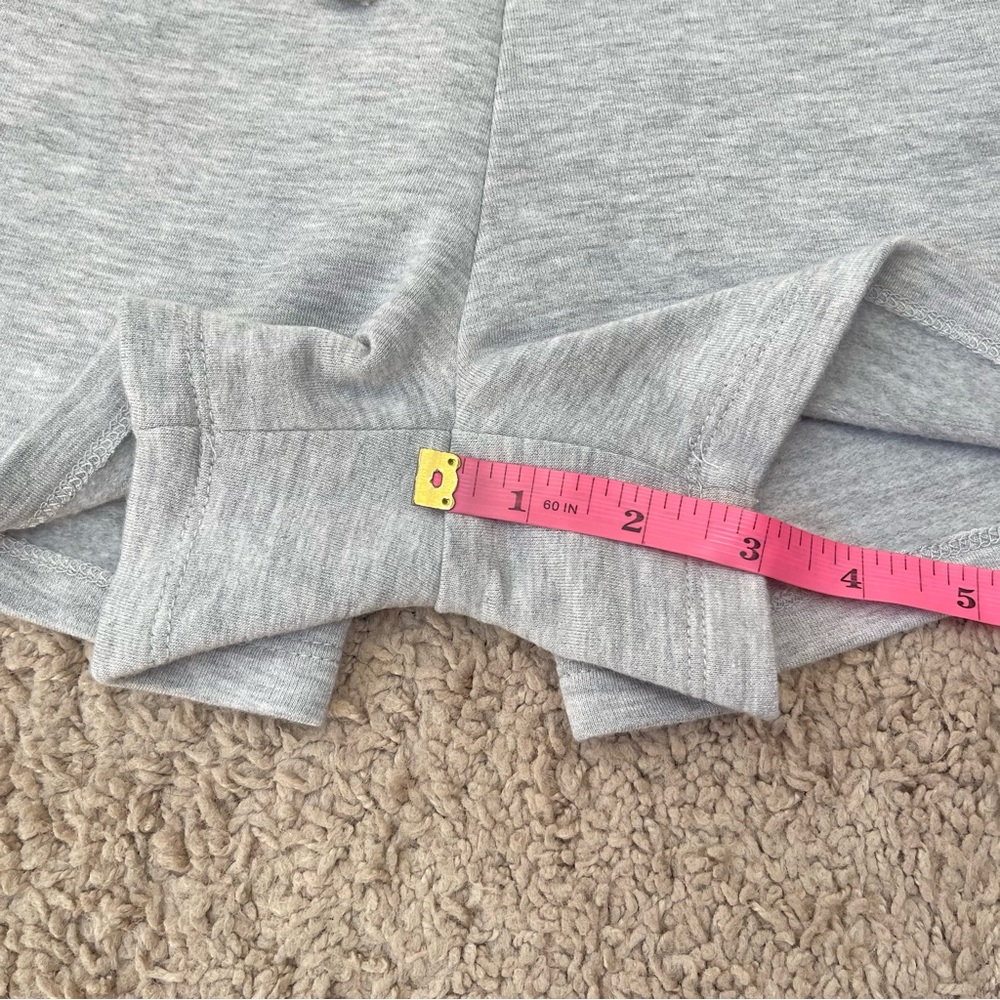 Quince Women’s SuperSoft Fleece Lounge Shorts in Heather Gray Size Medium - Picture 15 of 16